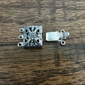 Vintage Triple Strand Silver Tone Box Clasps – Ornate Filigree | Lot of 50